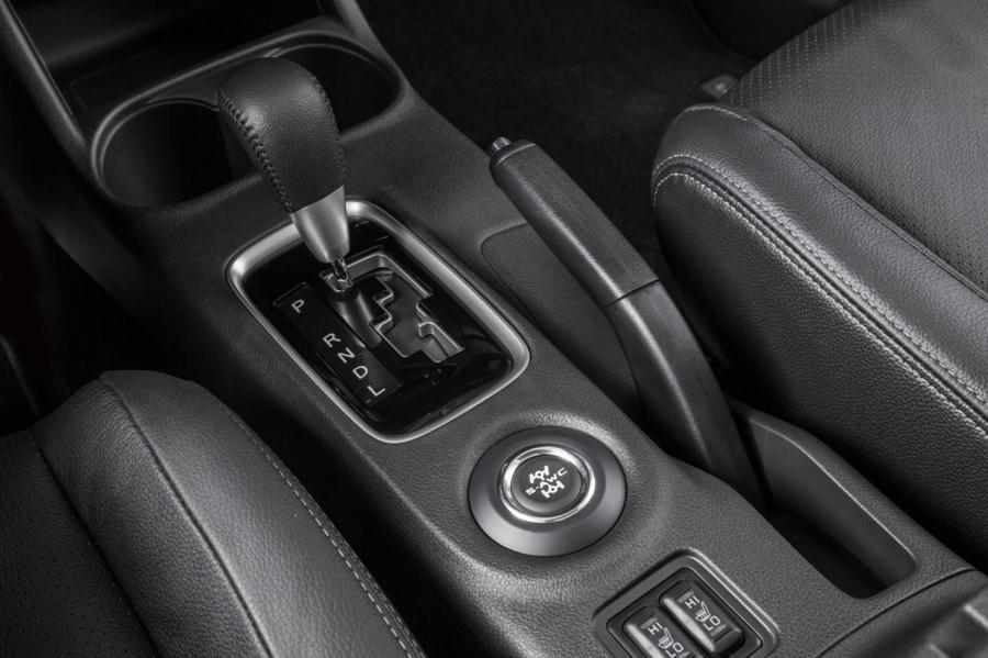  Mitsubishi Outlander 2014 года  (фото 70 из 136)